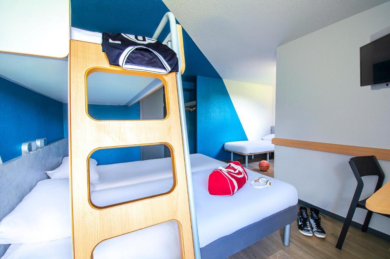 Ibis Budget Grenoble Voreppe Buitenkant foto