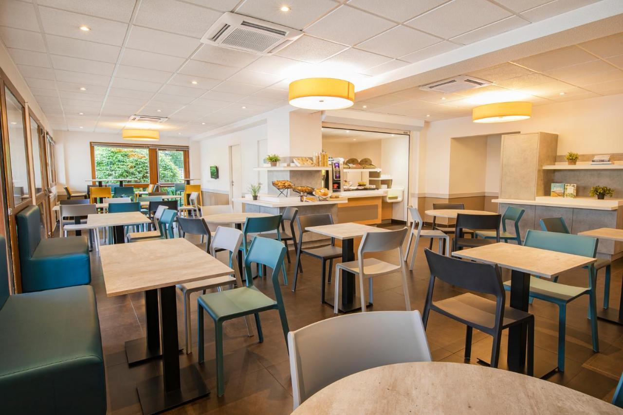 Ibis Budget Grenoble Voreppe Buitenkant foto