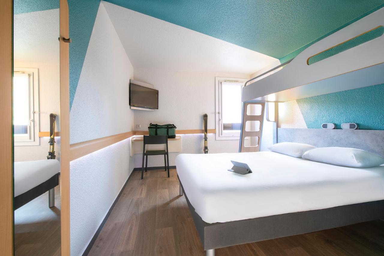 Ibis Budget Grenoble Voreppe Buitenkant foto