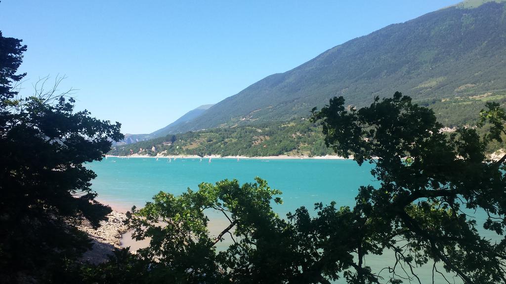 Ibis Budget Grenoble Voreppe Buitenkant foto
