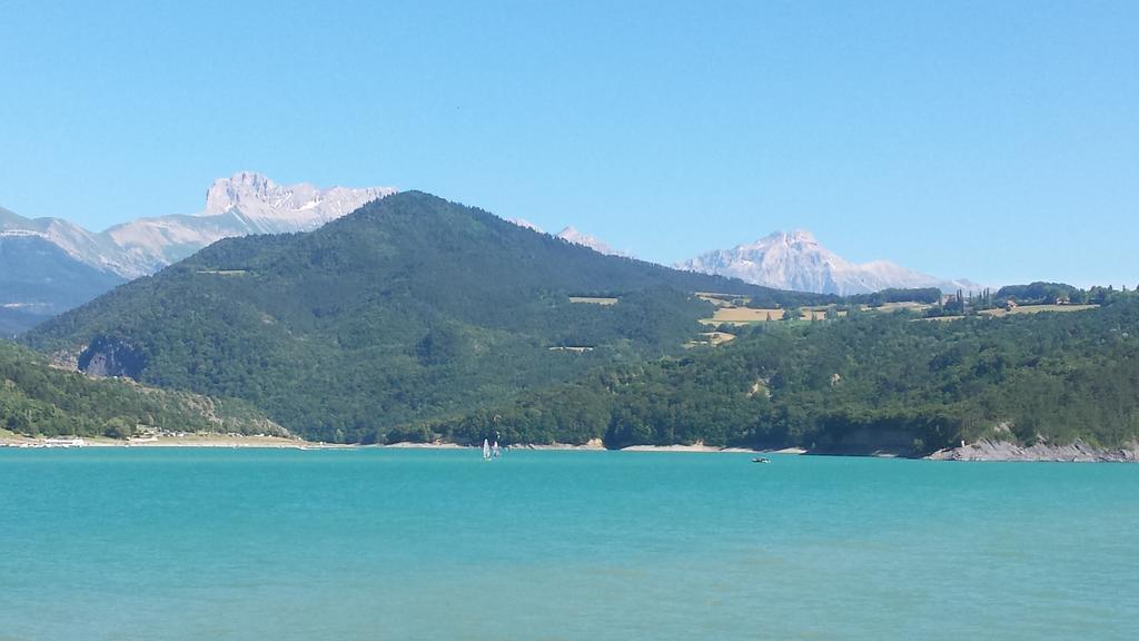 Ibis Budget Grenoble Voreppe Buitenkant foto